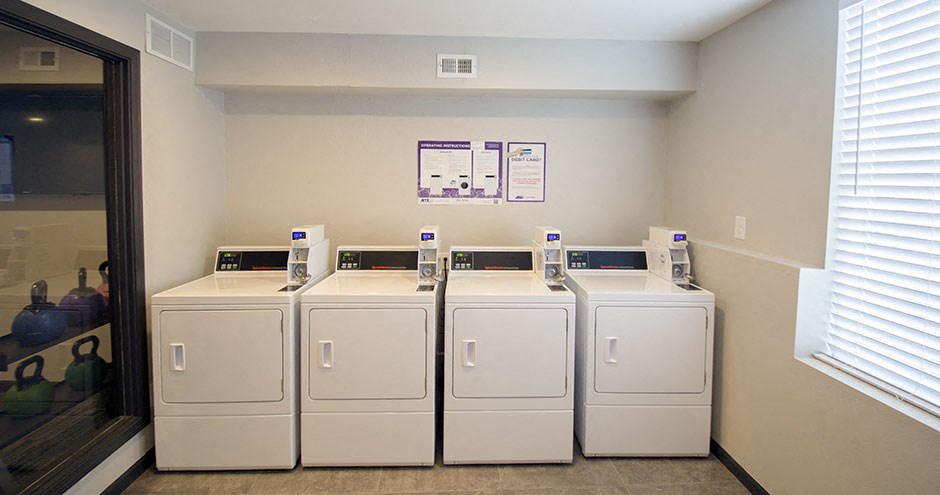 Weston Park | Des Moines, IA  | Laundry Facility