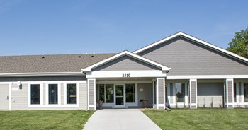 2510 Canterbury Rd Studio-3 Beds Apartment for Rent - Photo Gallery 3