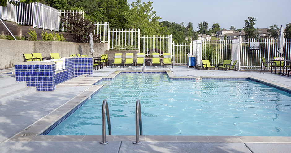 Whispering Lake | Kansas City, MO