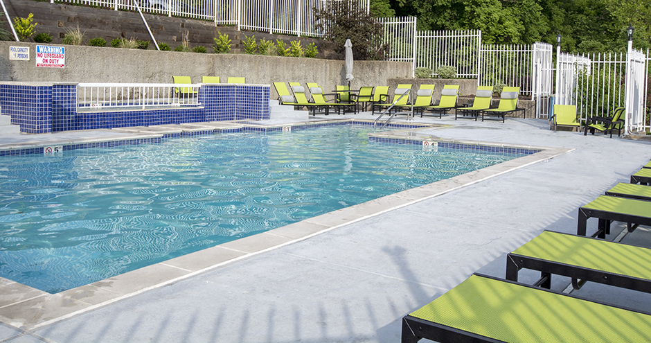 Whispering Lake | Kansas City, MO