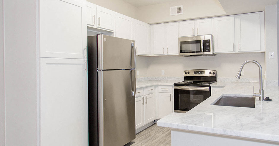Willow Lake Apartments  Katy, Texas Kitchen