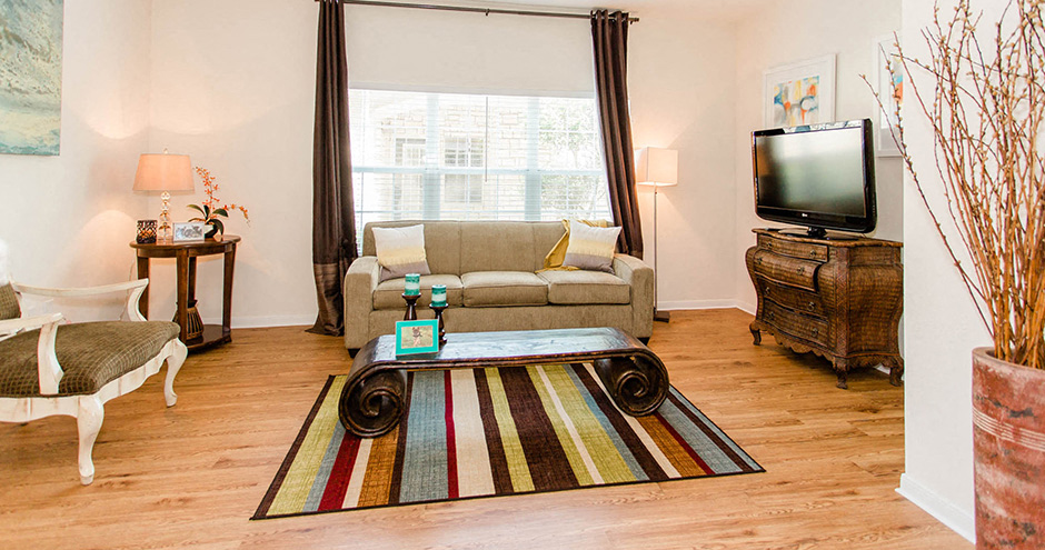 Willow Lake Apartments Living Area Katy, Texas