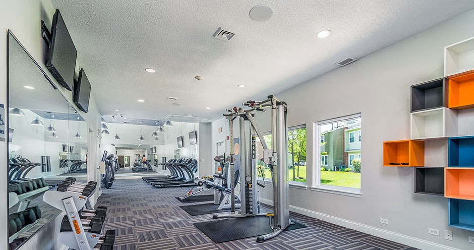 the gym at the monarch apartments