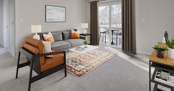 Woodshire Apartments | Virginia Beach, VA - Photo Gallery 3