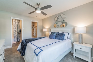 Bedroom With Closet at Enclave on East, Florida