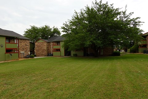 2525 W. Pleasant Run Rd. 1-2 Beds Apartment for Rent