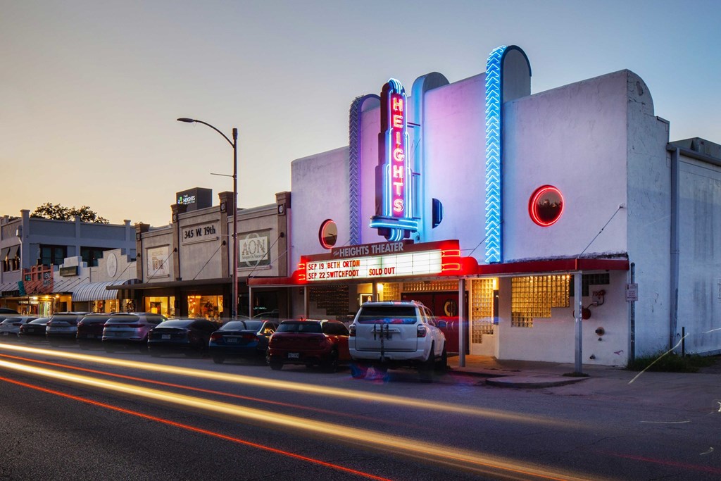 Houston Heights Apartments - 2125 Yale - Heights Theater