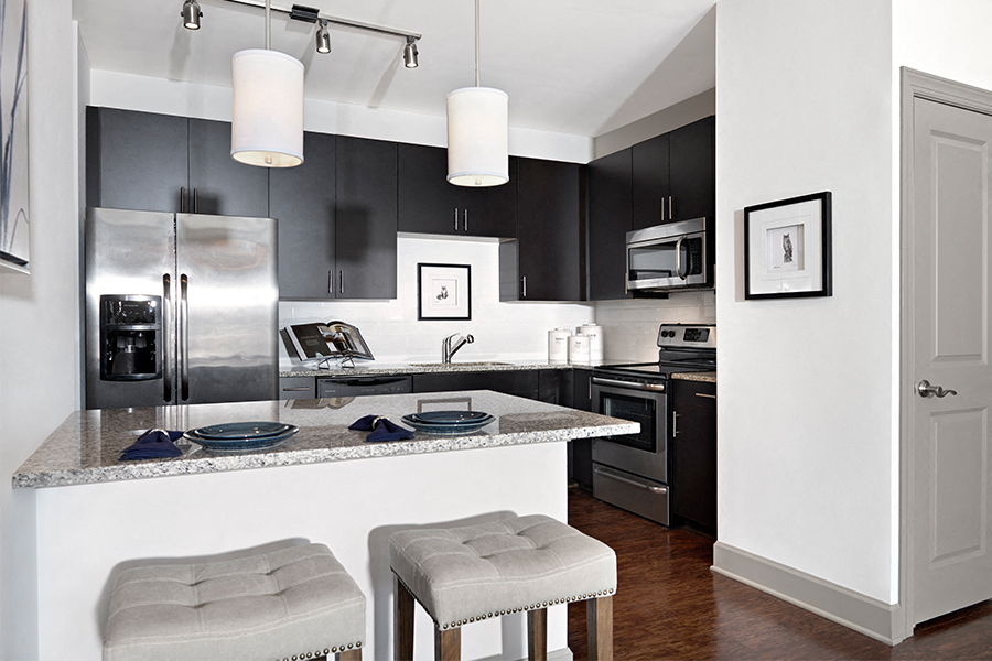 Brentwood apartments near Williamson Medical Center - Cadence Cool Springs kitchen
