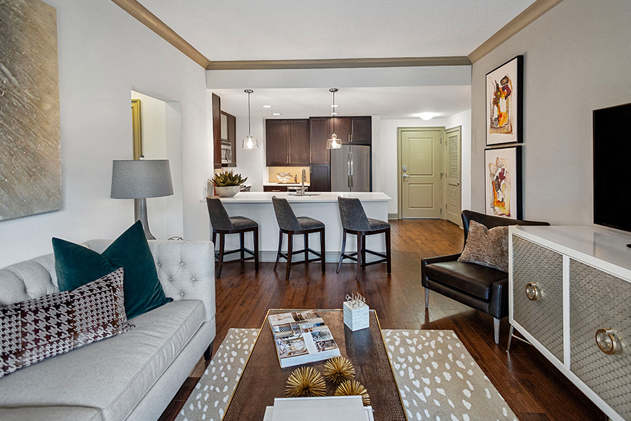 SouthPark Charlotte apartments for rent - The Encore SouthPark - ceiling fans and crown molding