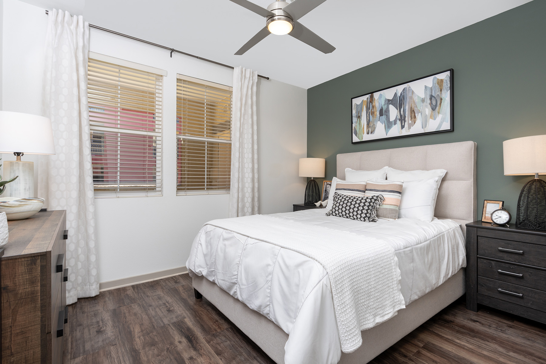 2 Bedroom Apartments in Kearny Mesa San Diego - Mira Bella - Bedroom