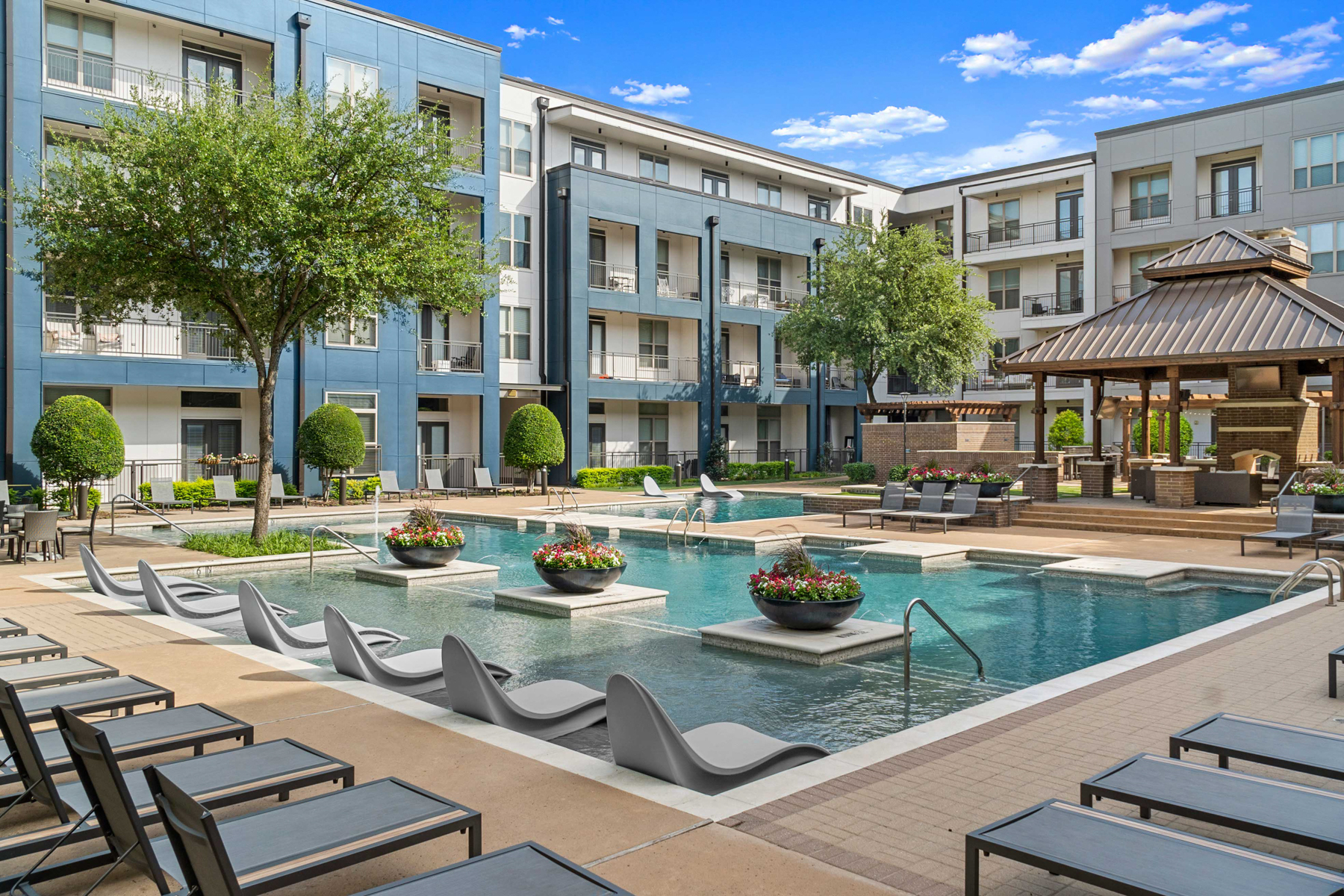 Strata Apartments - Resort-style swimming pool - M Streets Apartments in Dallas, TX