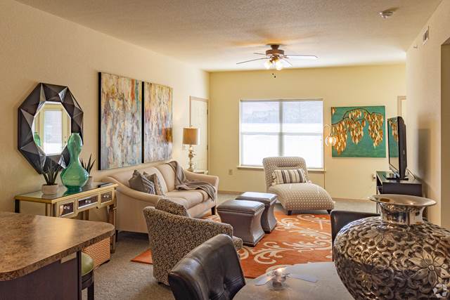 The Greens At Norman Apartments