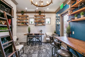 Resident Lounge - Photo Gallery 4