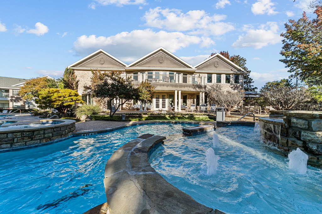 Townhomes of Coyote Ridge swimming pool