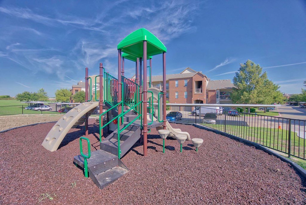 Creekside 121 Apartments, 3620 Huffines Boulevard, Carrollton, TX RentCafe