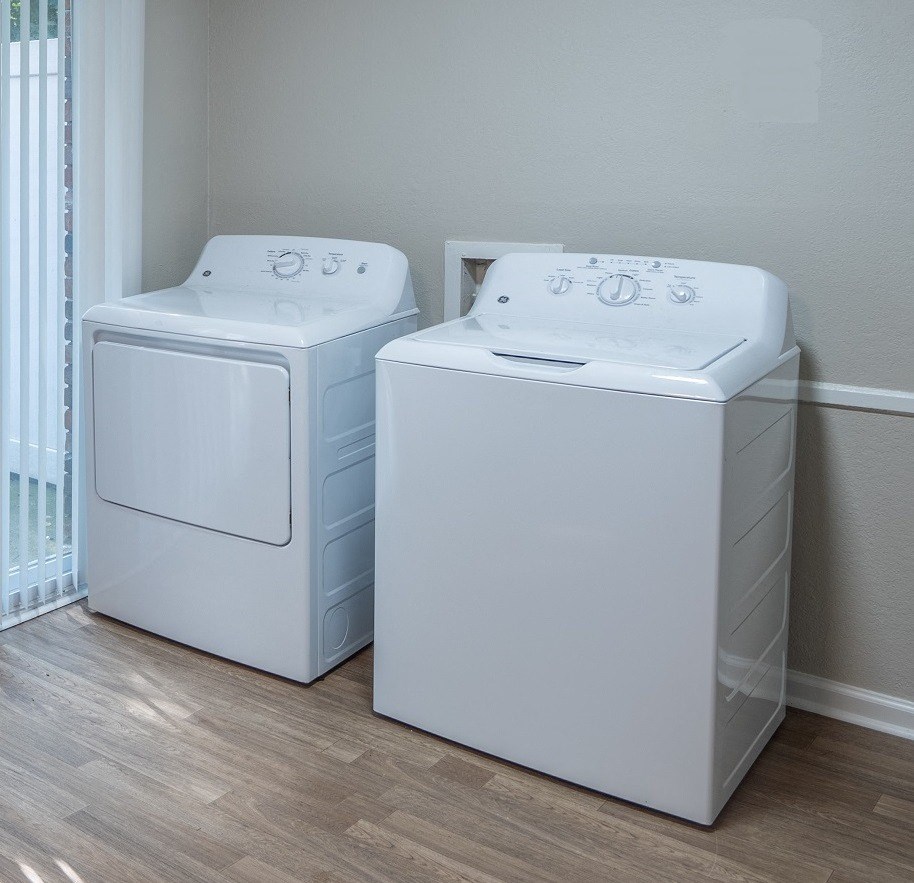 Full-Size Washer/Dryer