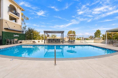 9865 Erma Road 1-2 Beds Apartment for Rent