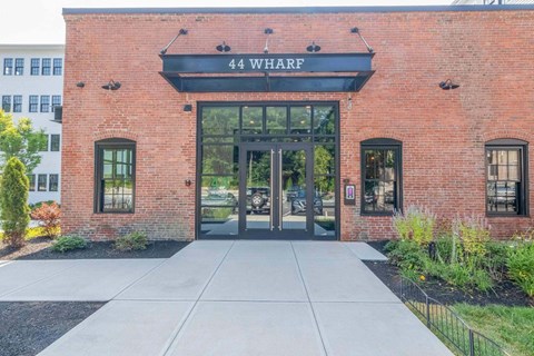 44 Wharf St. Studio-2 Beds Apartment for Rent