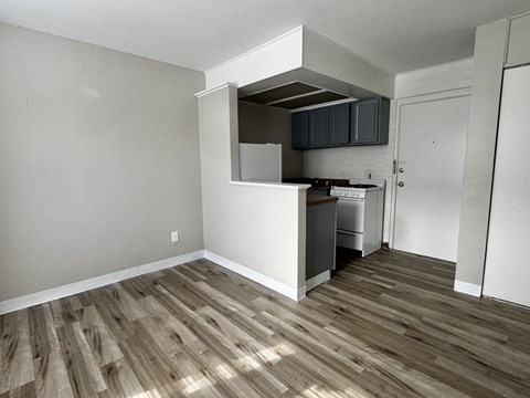 1330 W 5Th Avenue 1 Apartment for Rent