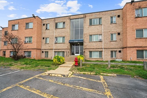 2500-2512 Queens Chapel Road 1 Apartment for Rent