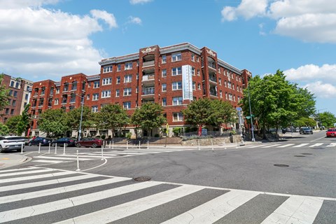811 Quincy St NW Studio-2 Beds Apartment for Rent