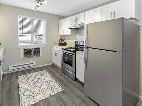 400 Bruce Street 2 Beds Apartment for Rent