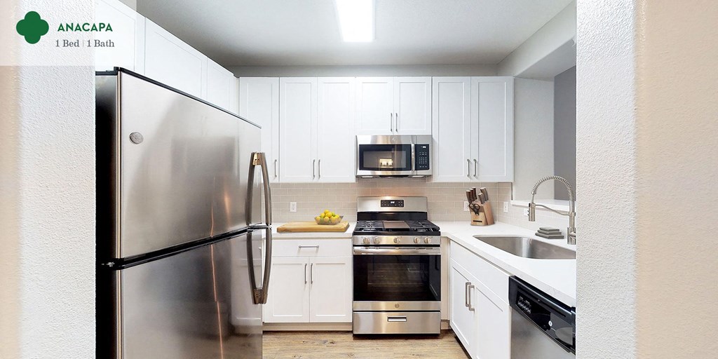 Anacapa - kitchen at Mission Hills Apartment Homes