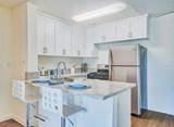 Studio apartment at Villa Vicente Apartments in Los Angeles