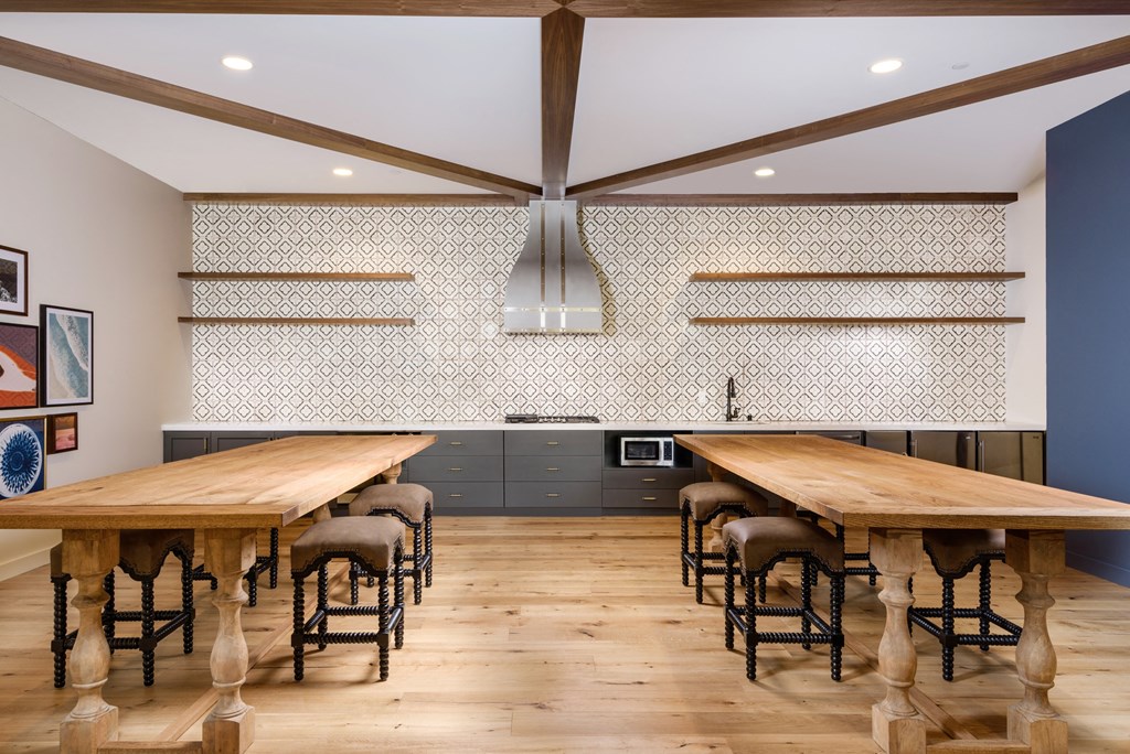 Clubhouse at Mission Hills Apartment Homes