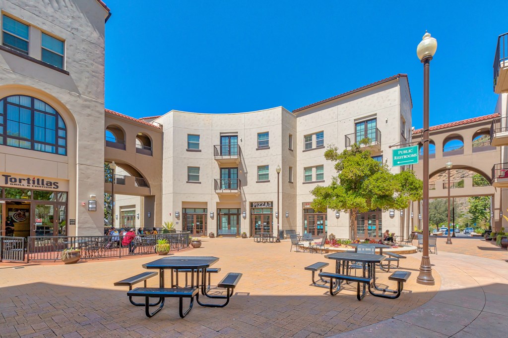 Town Center at Mission Hills Apartment Homes