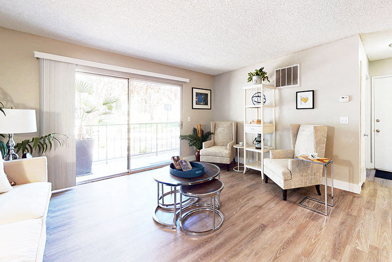 Living room at Mountain Vista Apartment Homes