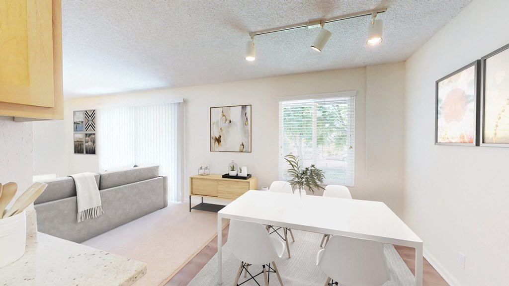 Dining area at Pleasanton Glen Apartment Homes