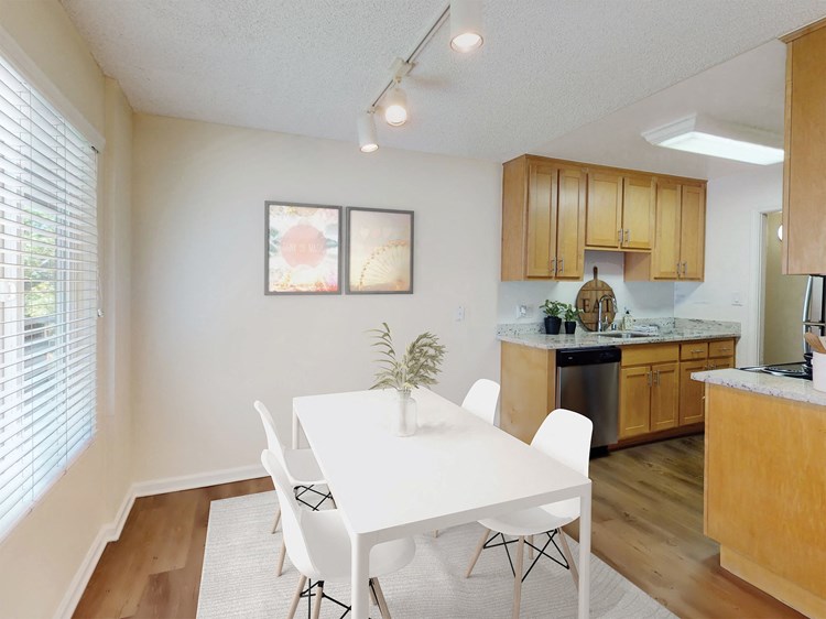 Pleasanton Glen Apartments