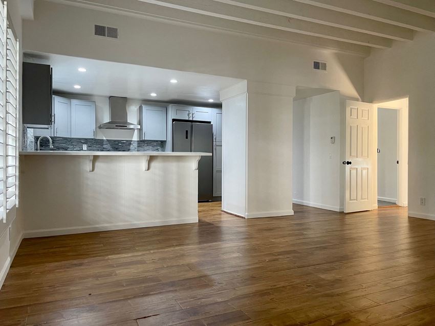 Dining Room with Hardwood Floors - Photo Gallery