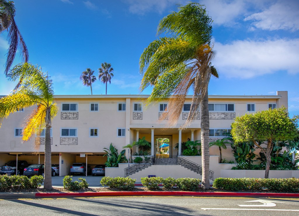 Apartment Building in Santa Monica