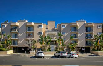 Apartment Building in Los Angeles