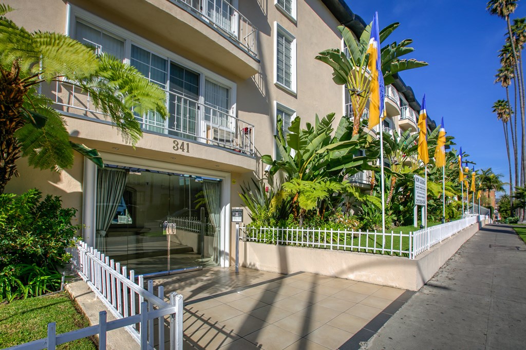 Apartment Building in Los Angeles Entrance