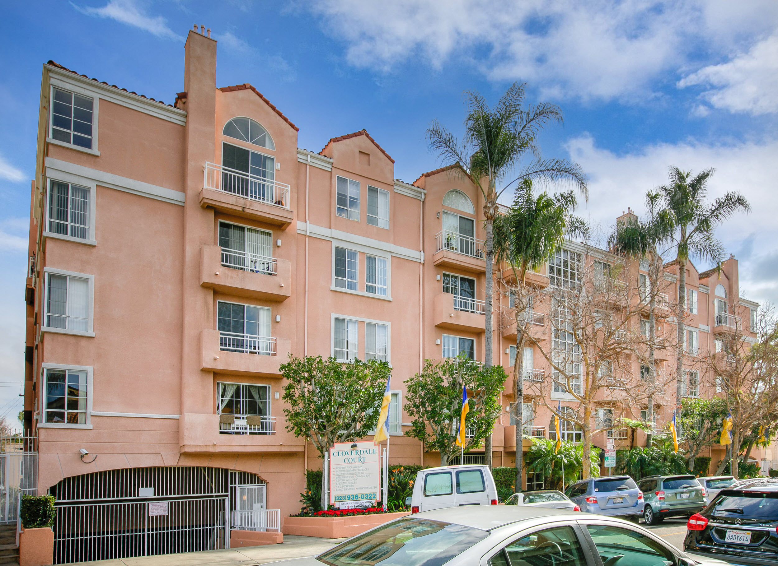 Apartment Building in Los Angeles