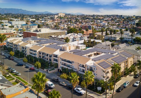 Apartment Building in Los Angeles