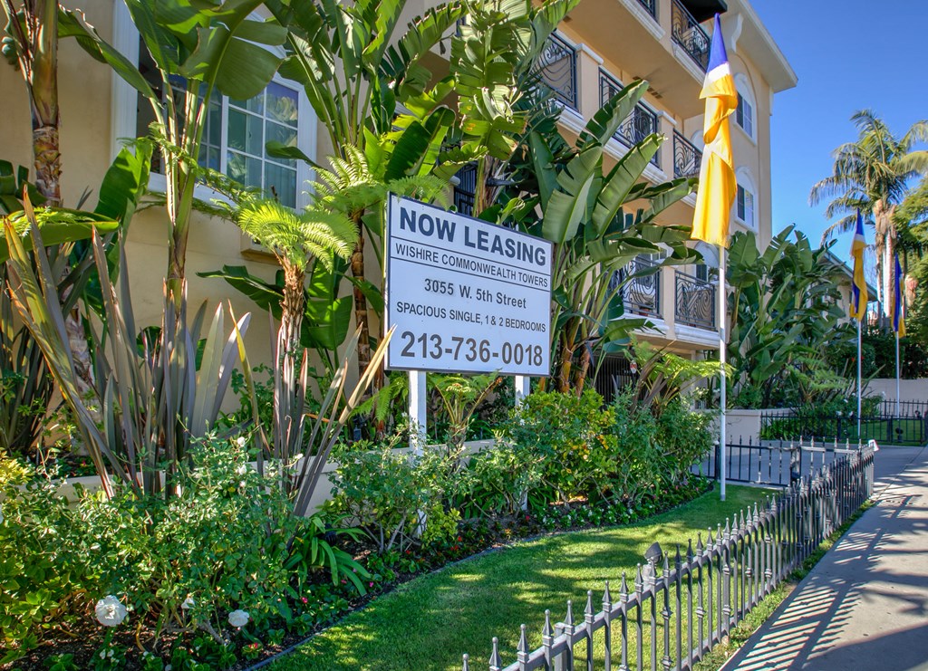 Apartment Building in Los Angeles