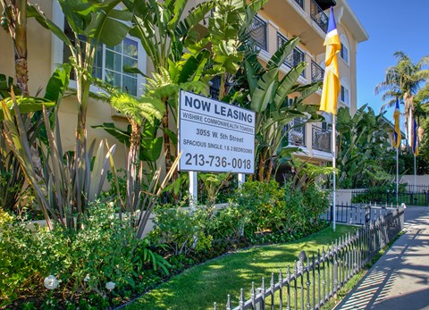 Apartment Building in Los Angeles