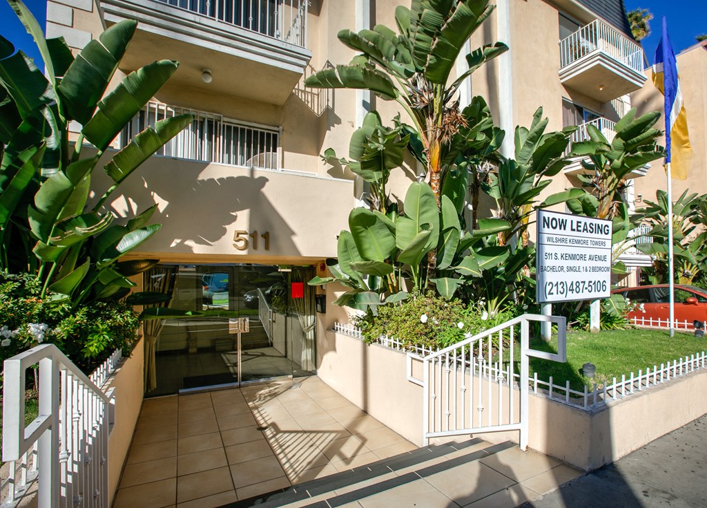Apartment Building in Los Angeles Entrance