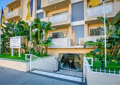 the building in which the hotel is located