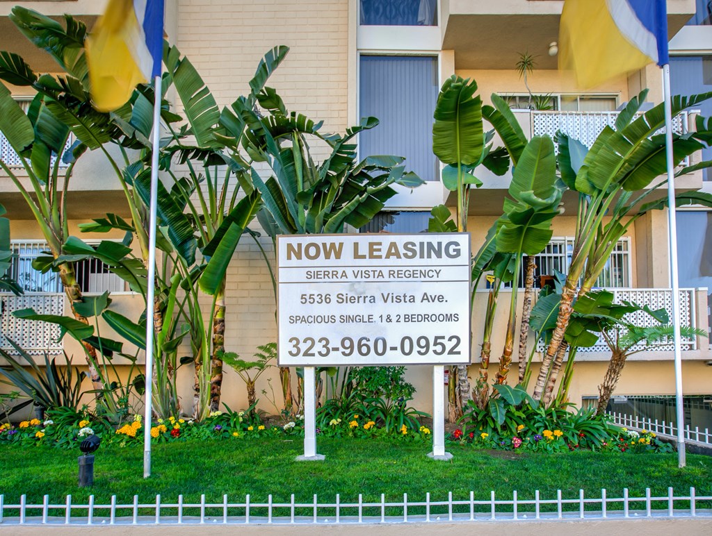 Apartment Building in Los Angeles
