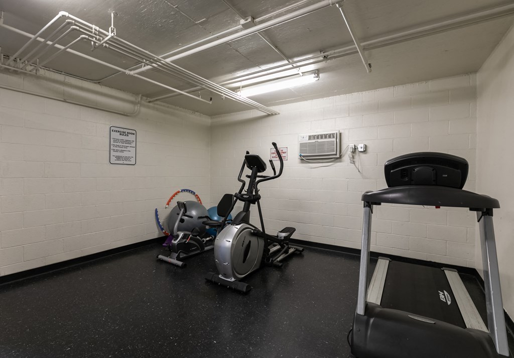 Apartment Building in Los Angeles Gym