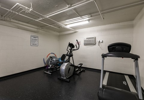 Apartment Building in Los Angeles Gym