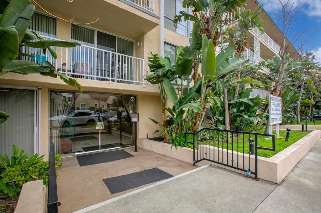 Apartment Building in West Hollywood