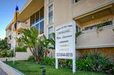 Studio apartment at Franklin Los Feliz Towers Apartments in Los Angeles