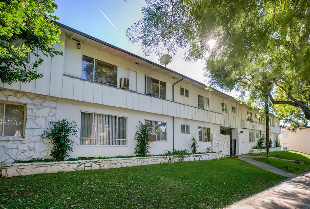 Apartment Building in West Hollywood