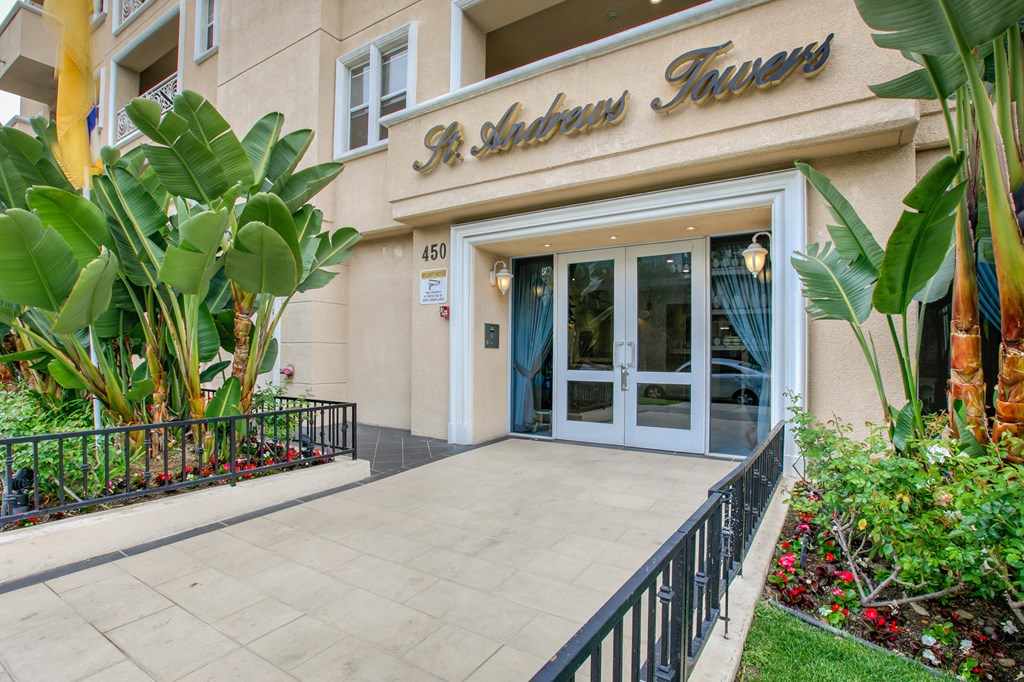 Apartment Building in Los Angeles Entrance